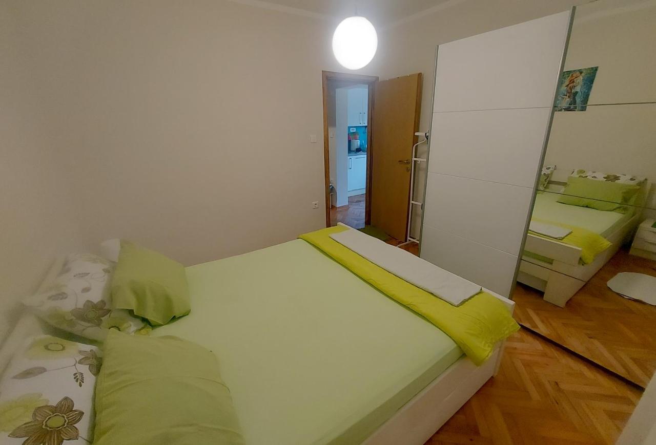 Apartments Iva Tivat Buitenkant foto