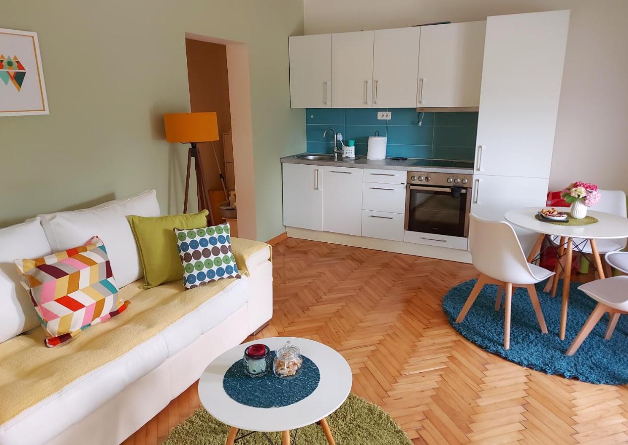 Apartments Iva Tivat Buitenkant foto